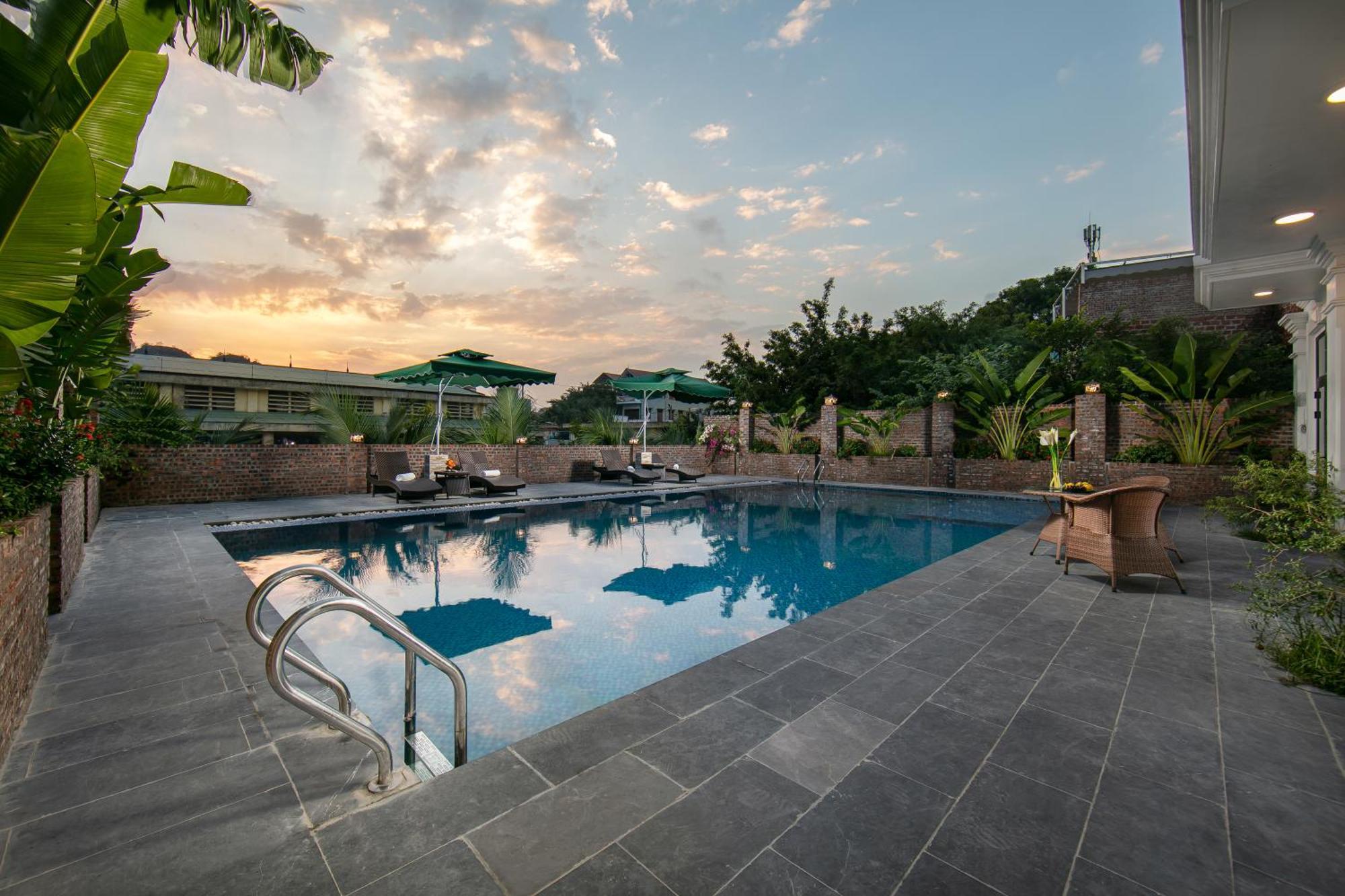 Nam Hoa Hotel Ninh Binh Bagian luar foto